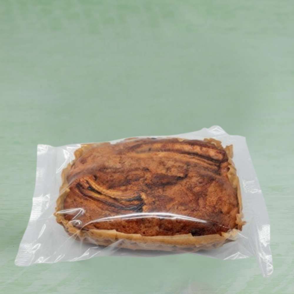 Artisan Bakery Carrot & Walnut Loaf Cake, 600g