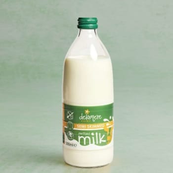 Delamere Sterilised Semi Skimmed Milk in Glass, 500ml