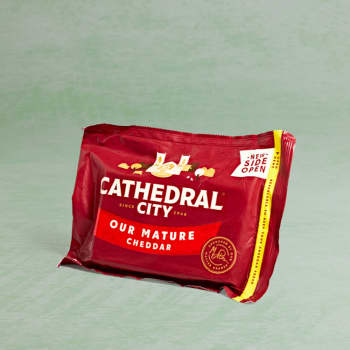 Cathedral City Mature Cheddar, 350g