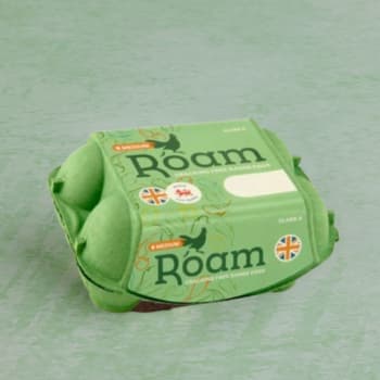 Roamin' Free Medium Free Range Eggs, 6 Pack
